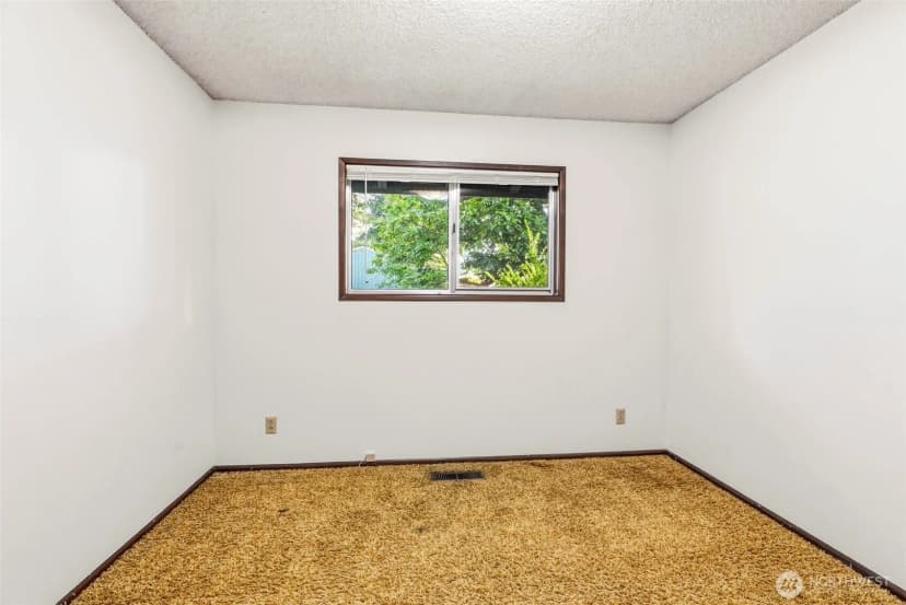 Property photo for 302 Cowlitz Drive, Kelso photo 18