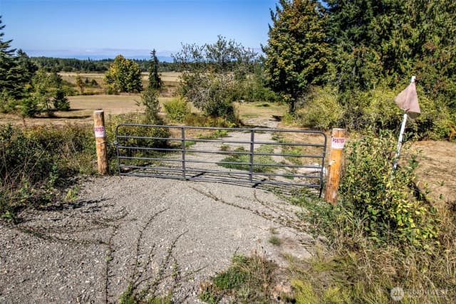 Property photo for 243043 Highway 101, Port Angeles photo 2