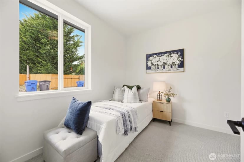 Property photo for 2018 Oakes Avenue #c, Everett photo 10