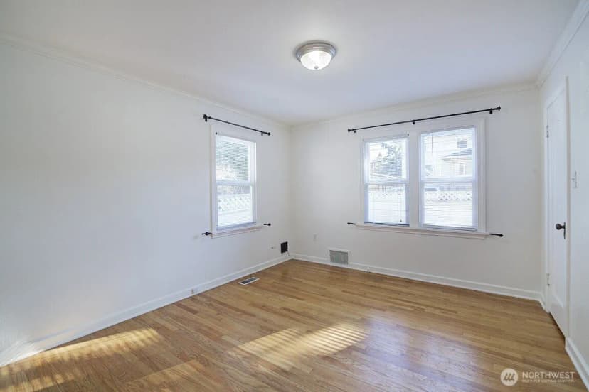 Property photo for 1210 Ne 95th Street, Seattle photo 16