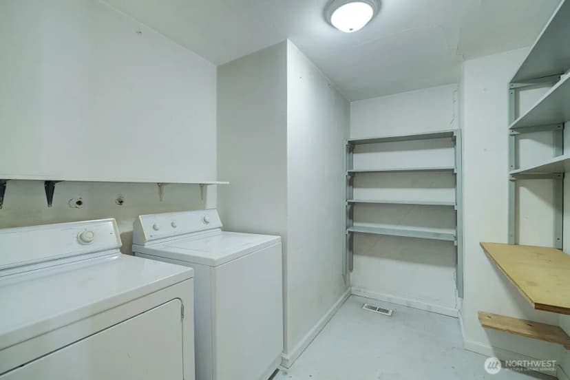 Property photo for 1210 Ne 95th Street, Seattle photo 13