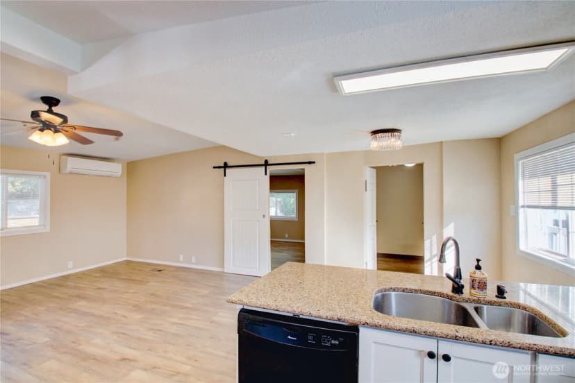 Property photo for 700 N Reed Street #6, Sedro Woolley photo 10