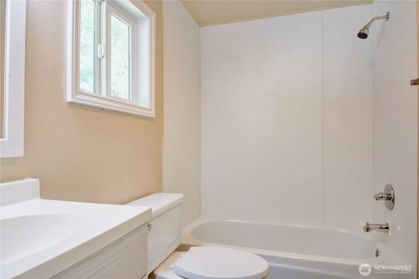 Property photo for 700 N Reed Street #6, Sedro Woolley photo 15