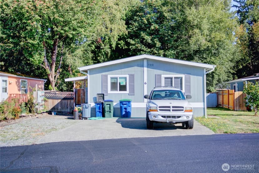 Property photo for 700 N Reed Street #6, Sedro Woolley photo 2