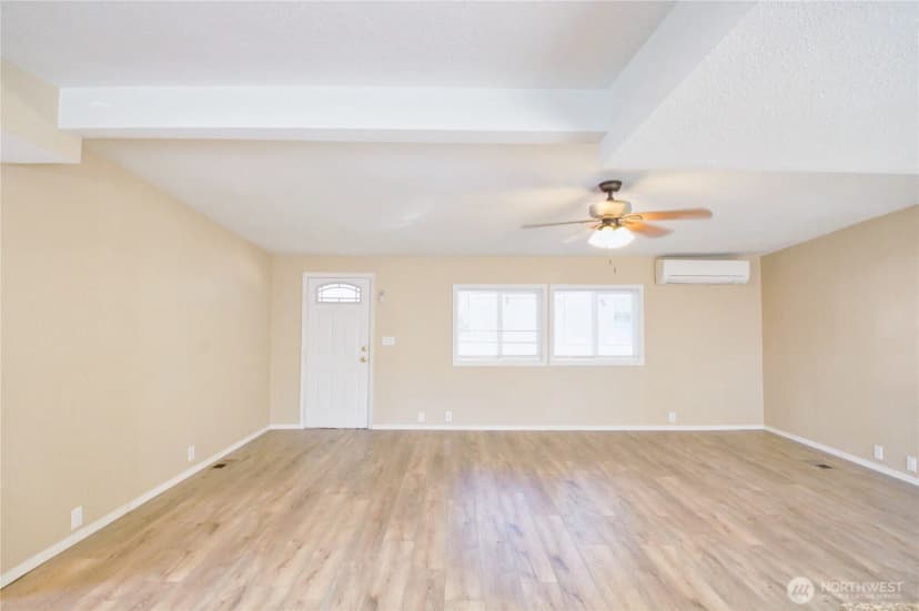 Property photo for 700 N Reed Street #6, Sedro Woolley photo 5