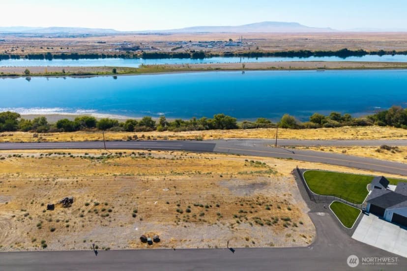 Property photo for 197 Columbia Bluff Lane #lot 2, Pasco photo 11