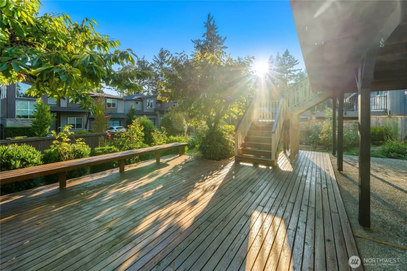 Property photo for 18001 Ne 10th Street, Bellevue photo 31
