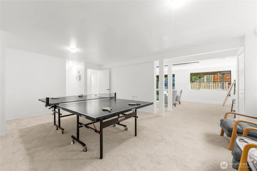 Property photo for 18001 Ne 10th Street, Bellevue photo 24