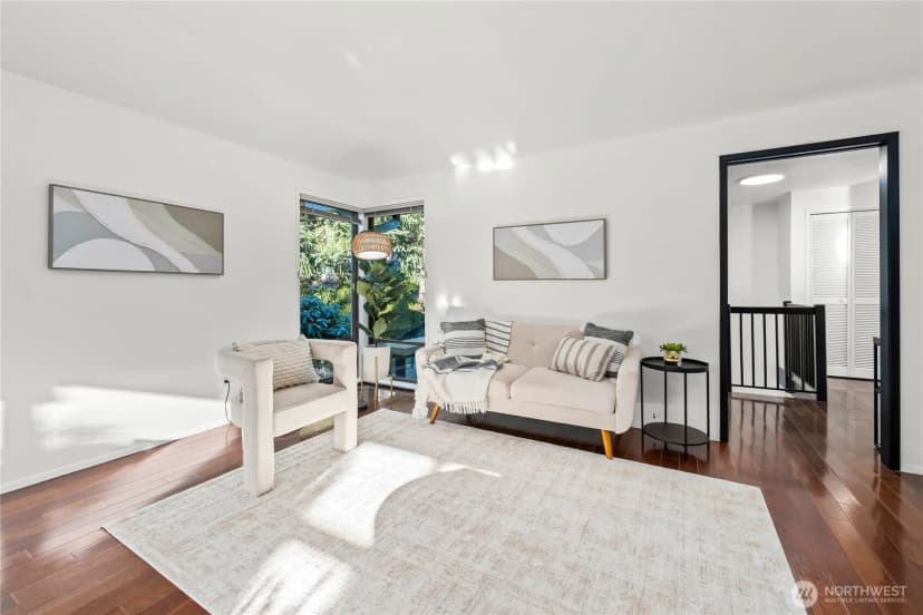 Property photo for 18001 Ne 10th Street, Bellevue photo 11