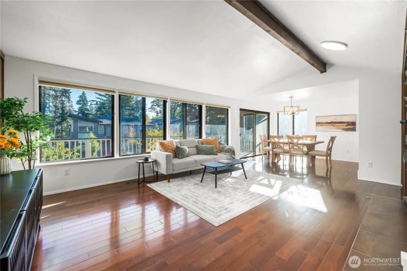 Property photo for 18001 Ne 10th Street, Bellevue photo 6