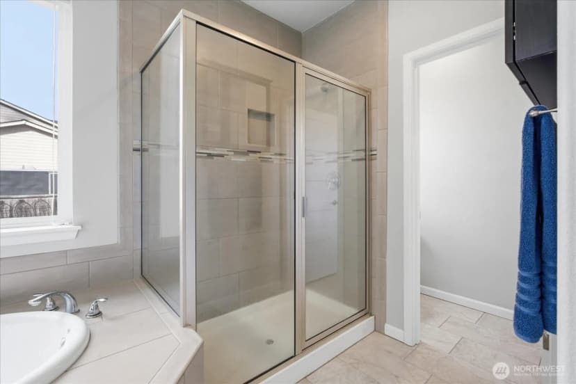 Property photo for 4704 Plover Street Ne, Lacey photo 15