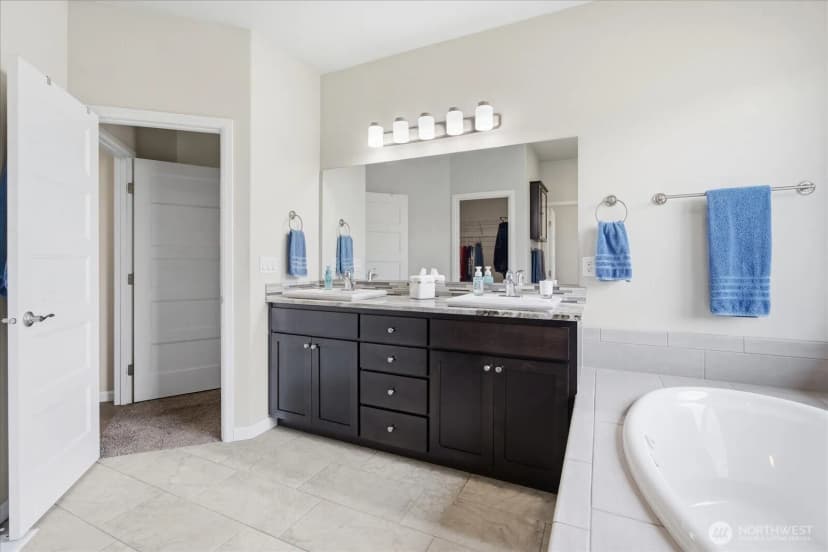 Property photo for 4704 Plover Street Ne, Lacey photo 16