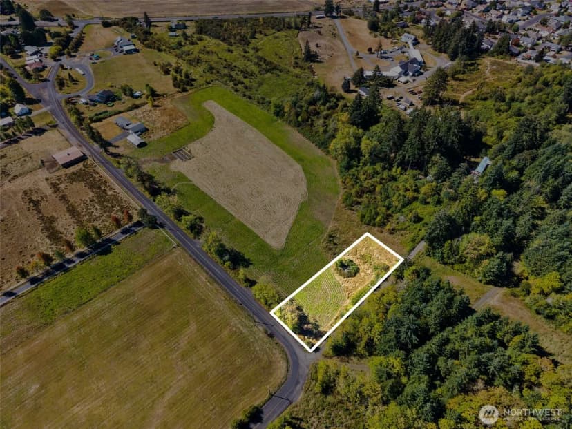 Property photo for 165 Taylor Road, Chehalis
