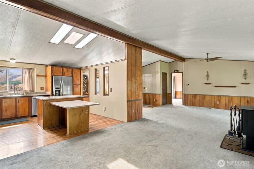 Property photo for 384 Sr 173, Brewster photo 8