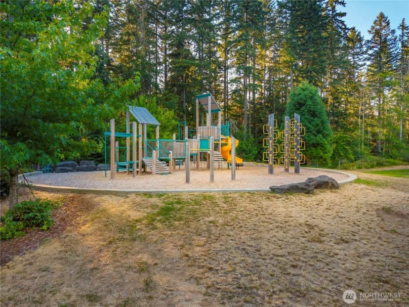 Property photo for 3978 Flat Top Drive, Bremerton photo 12