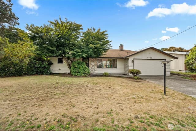 Property photo for 1702 4th Street Ne, Auburn photo 2