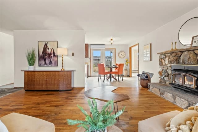 Property photo for 1702 4th Street Ne, Auburn photo 5
