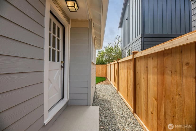 Property photo for 2018 Oakes Avenue, Everett photo 22