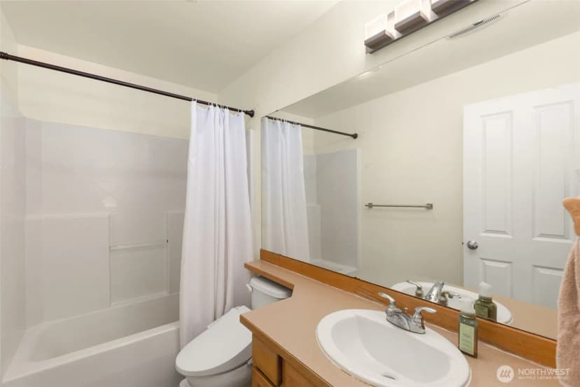 Property photo for 6895 Holly Park Drive S, Seattle photo 21