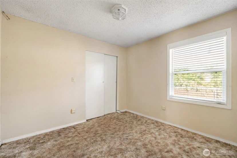 Property photo for 1819 S 17th St, Tacoma photo 11
