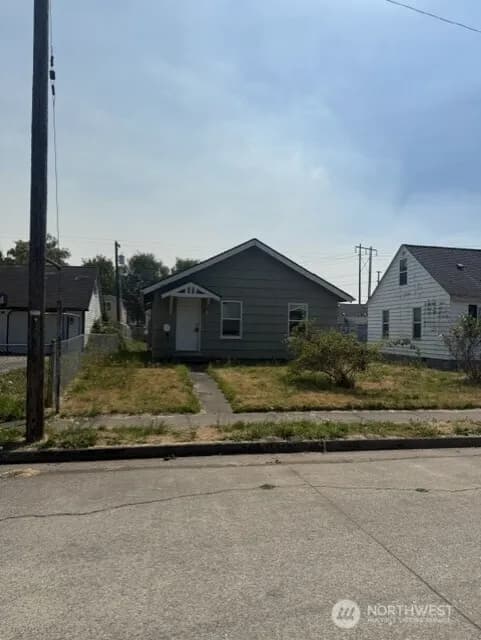Property photo for 150 15th Avenue, Longview