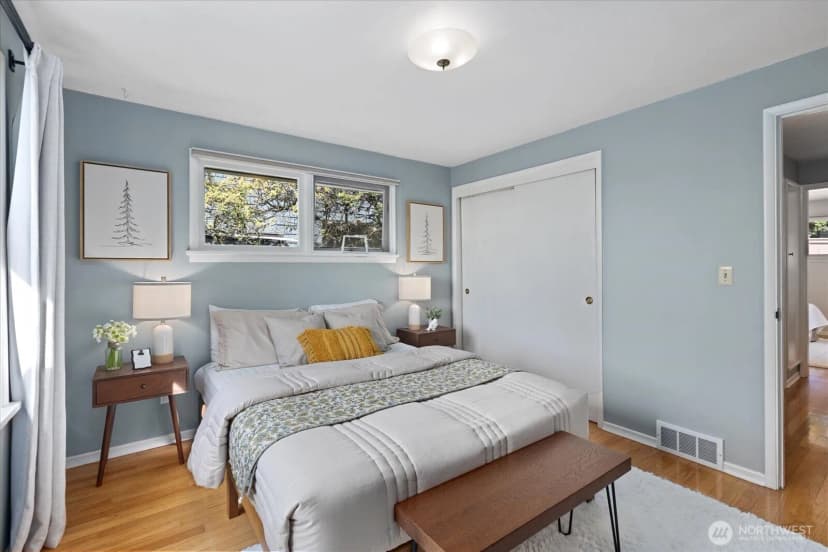 Property photo for 8438 41st Avenue Sw, Seattle photo 13