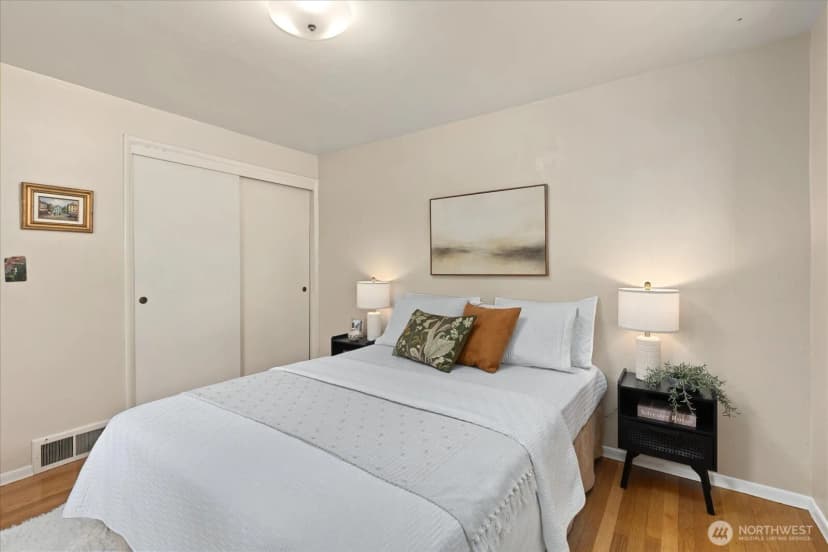Property photo for 8438 41st Avenue Sw, Seattle photo 15