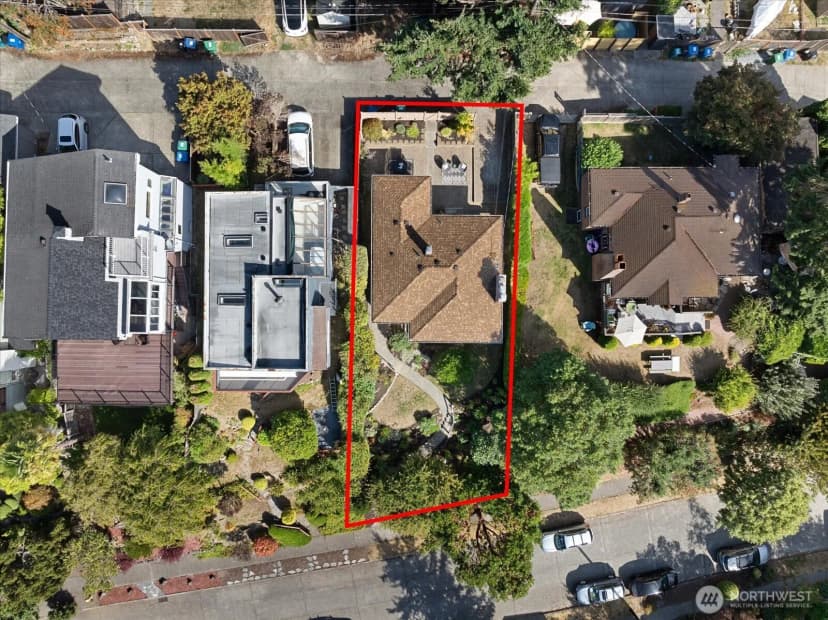 Property photo for 8438 41st Avenue Sw, Seattle photo 28