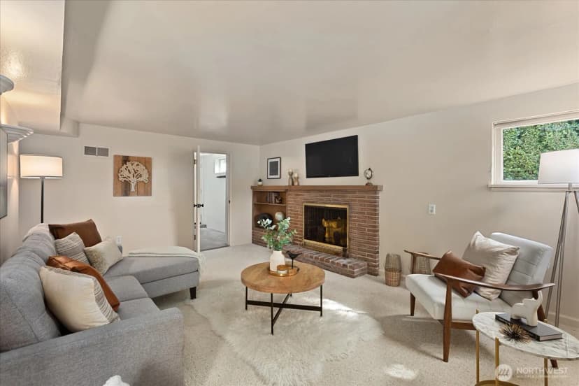 Property photo for 8438 41st Avenue Sw, Seattle photo 19