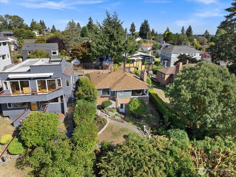 Property photo for 8438 41st Avenue Sw, Seattle photo 26