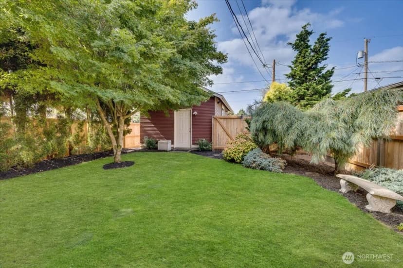 Property photo for 2020 Lombard Avenue, Everett photo 15