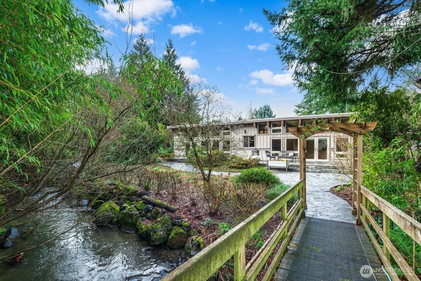 Property photo for 16 Cascade Key, Bellevue photo 39