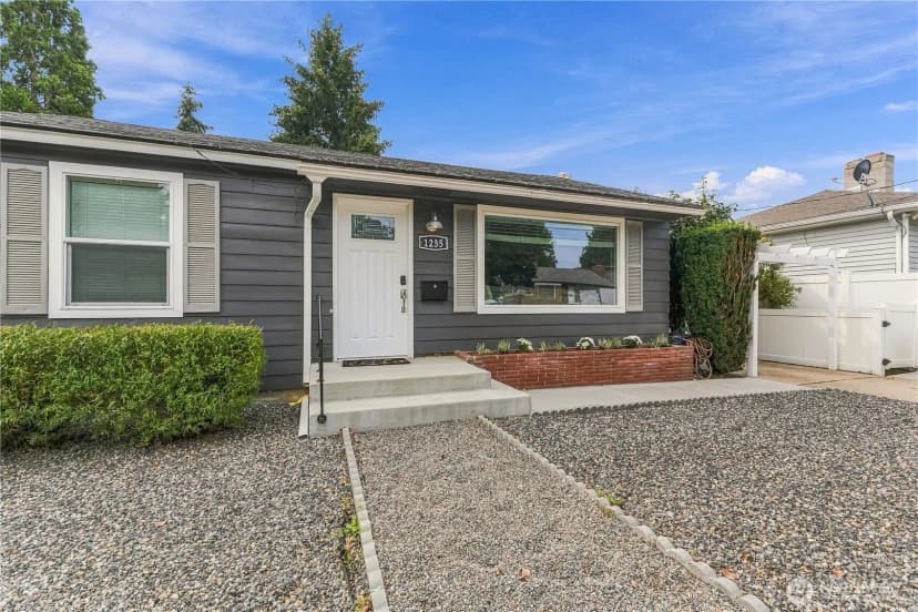 Property photo for 1235 Columbine Street, Wenatchee photo 4