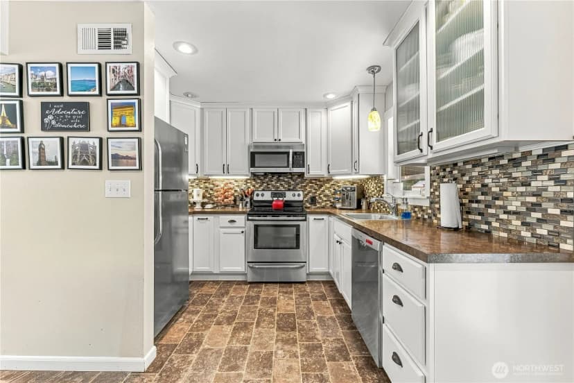 Property photo for 1235 Columbine Street, Wenatchee photo 13