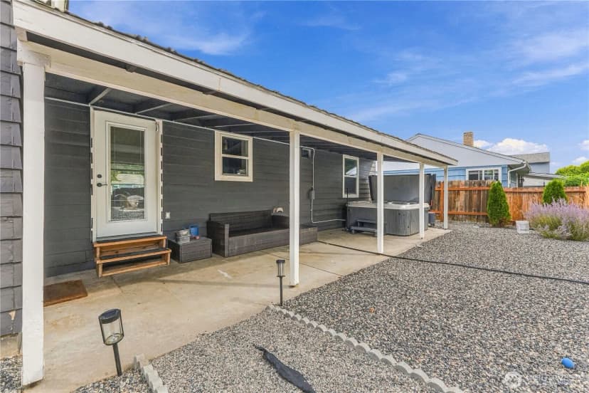 Property photo for 1235 Columbine Street, Wenatchee photo 33