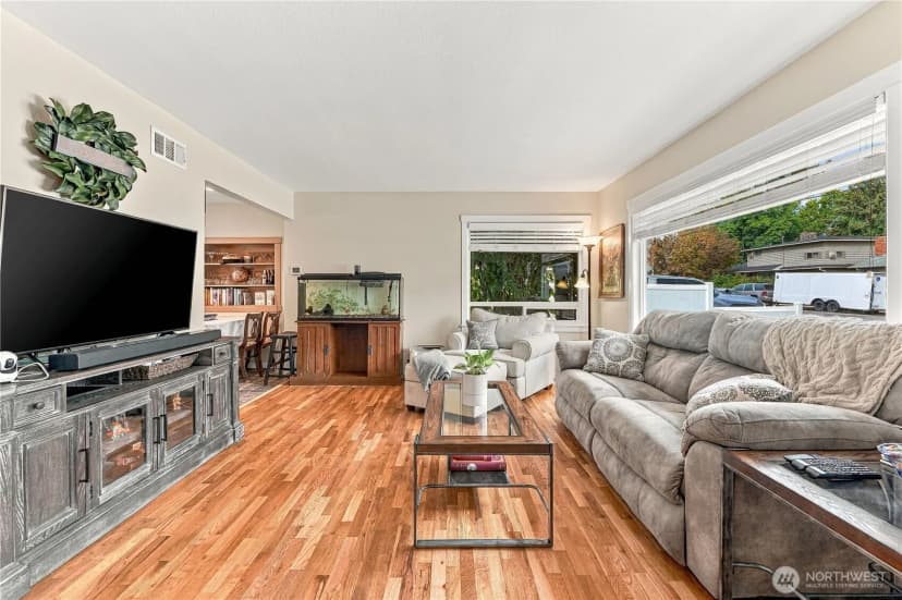 Property photo for 1235 Columbine Street, Wenatchee photo 7