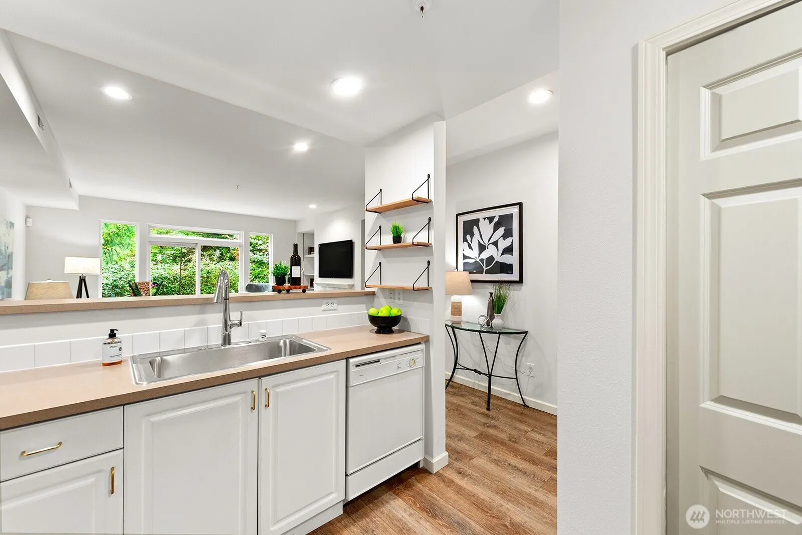 Property photo for 21616 9th Avenue Se #c105, Bothell photo 16