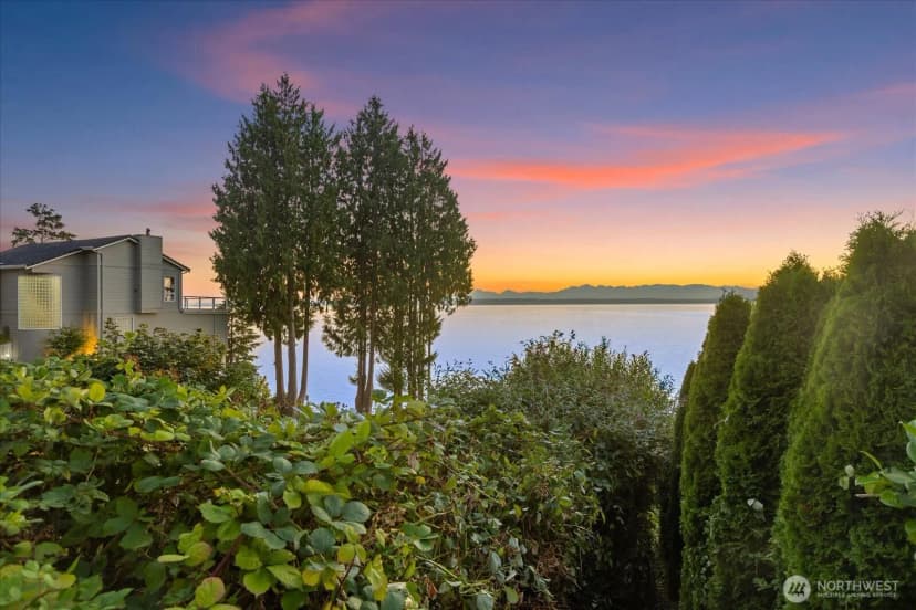 Property photo for 15700 75th Place W, Edmonds photo 11