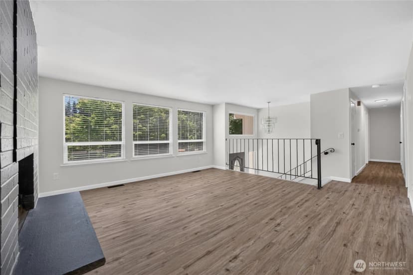 Property photo for 4017 107th Place Ne, Marysville photo 6