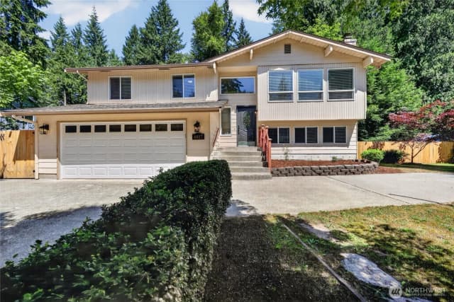 Property photo for 4017 107th Place Ne, Marysville