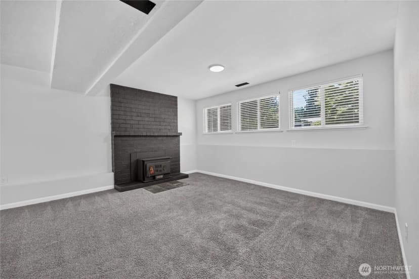 Property photo for 4017 107th Place Ne, Marysville photo 18