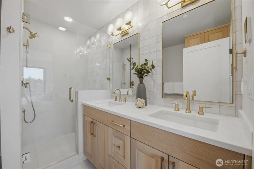 Property photo for 308 Daley Street #308, Edmonds photo 27