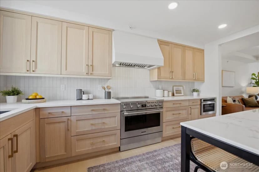 Property photo for 308 Daley Street #308, Edmonds photo 12