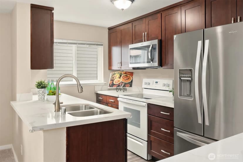 Property photo for 12424 109th Court Ne #d304, Kirkland photo 5