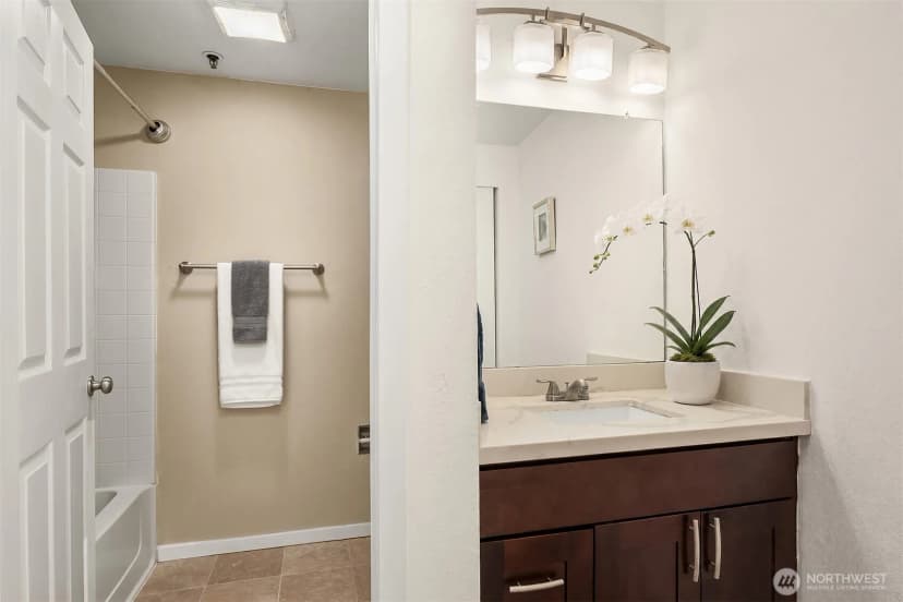 Property photo for 12424 109th Court Ne #d304, Kirkland photo 12