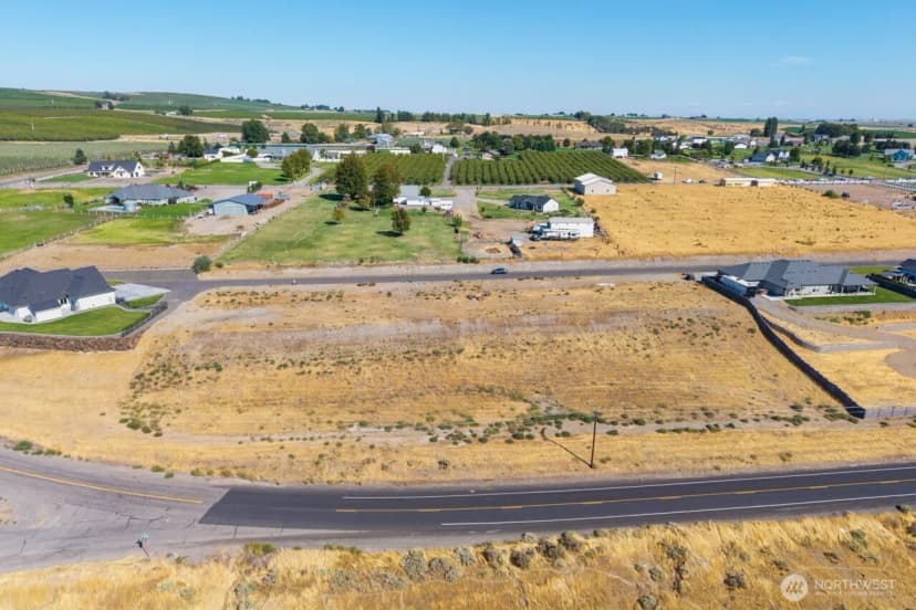 Property photo for 141 Columbia Bluff Lane #lot 9, Pasco photo 4