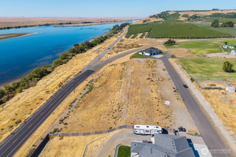 Property photo for 141 Columbia Bluff Lane #lot 9, Pasco photo 13