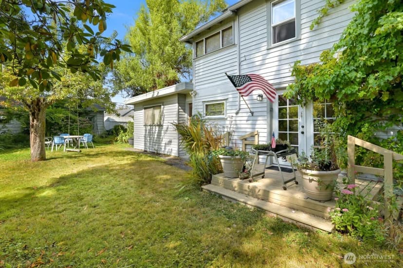 Property photo for 869 Harrison Avenue, Blaine photo 32