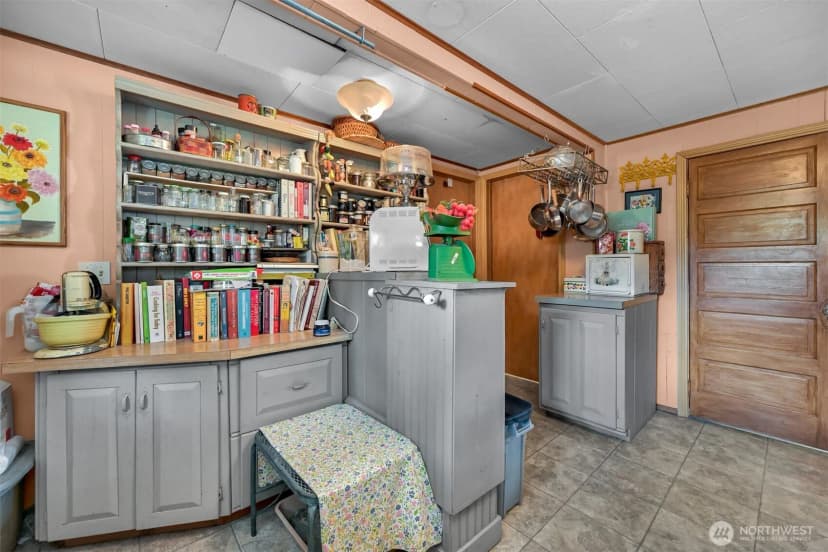 Property photo for 869 Harrison Avenue, Blaine photo 14