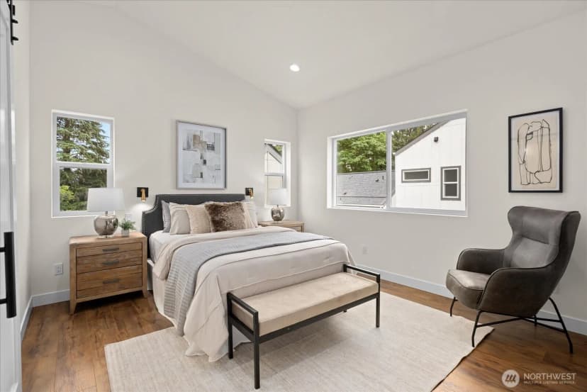 Property photo for 10326 Ashworth Avenue N, Seattle photo 14
